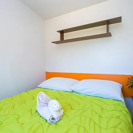Stacaravan Orange Holiday home *