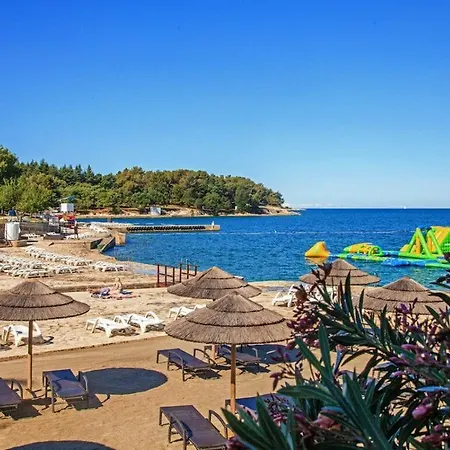 Holiday home Stacaravan Orange Porec